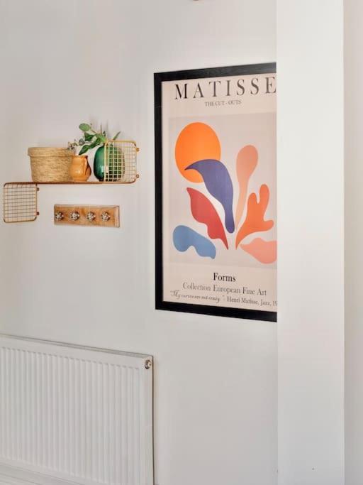 Penarth/cardiff Bay: Deluxe Flat: 10 Mins To City!